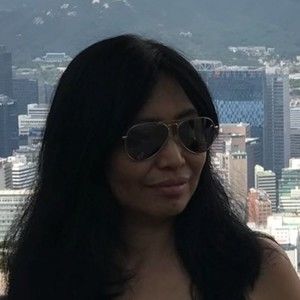 Meet your Posher, Maria rousella